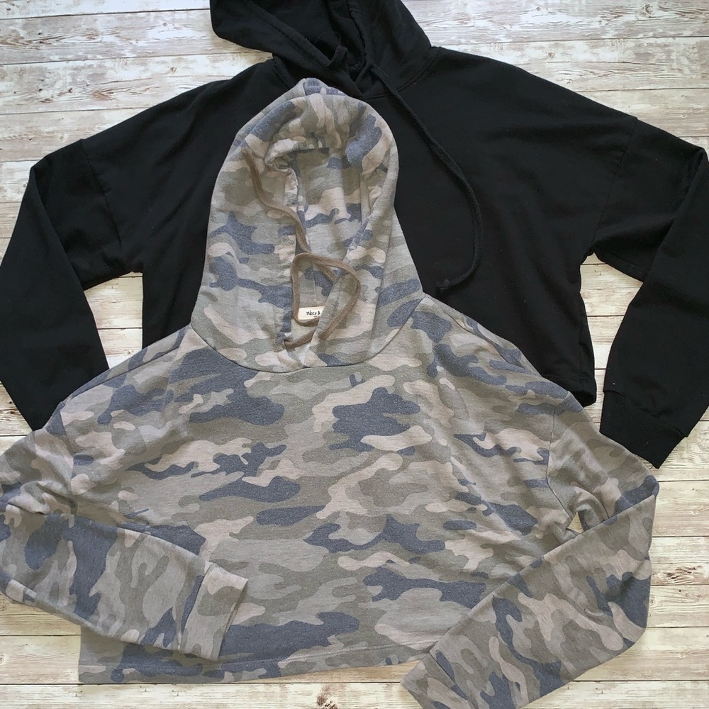 Crop hoodies size Small